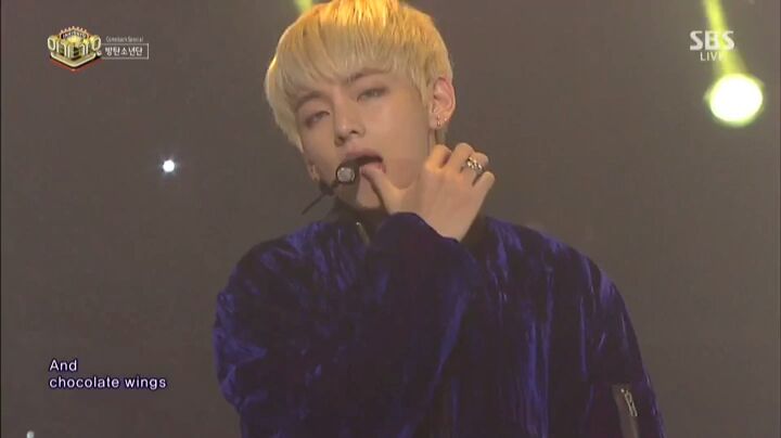 OnlyU_TH's tweet photo. 10월17일12시30분～태태시+1⌚♥일본 비가너무 오고있어...☔나도 빨리 태형이 보고싶다 @BTS_twt https://t.co/tNLikzSuOz