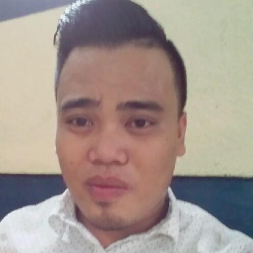 Come hangout with me on #BIGOLIVE. web.live.bigo.sg/2134623149_147…