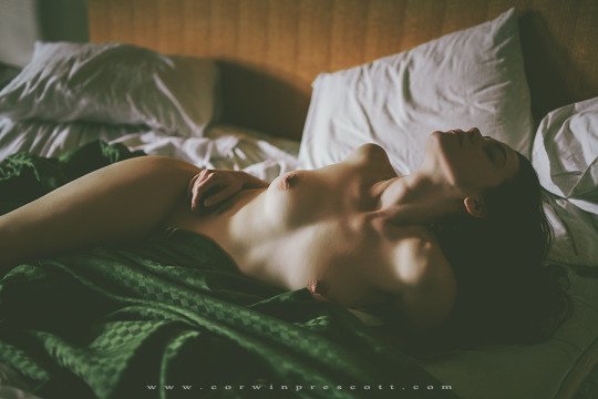 𝓖𝓸𝓸𝓭 𝓶𝓸𝓻𝓷𝓲𝓷𝓰 𝓵𝓸𝓿𝒆𝓻𝓼!💜 𝕀 𝕒𝕞 𝕠𝕟𝕝𝕚𝕟𝕖! Follow me ➽https://t.co/4v4iBpfdS3 @chaturbate @chaturbateEU @JuiceLizard<a href="/tag/sex"class="tags"><span>#sex</span></a><a href="/tag/cumshow"class="tags"><span>#cumshow</span></a>