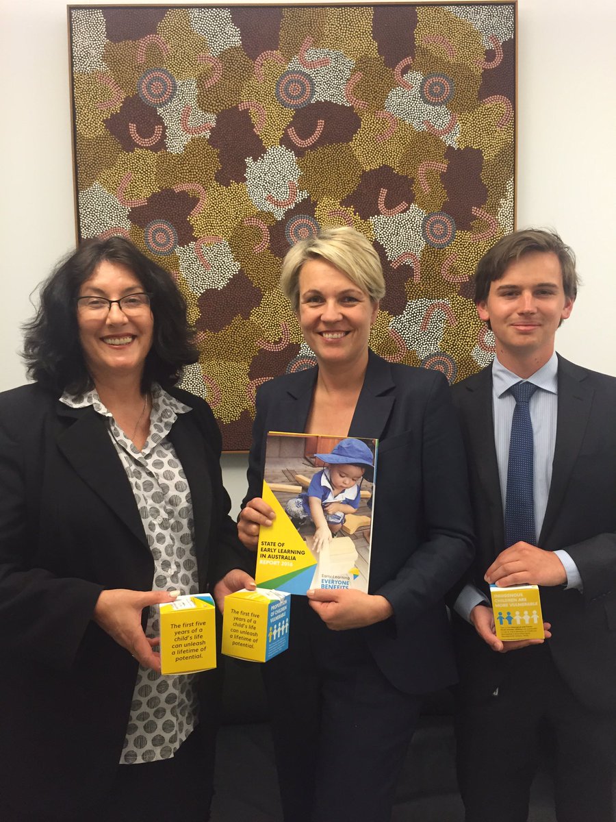 tanya_plibersek's tweet image. A fun way to raise awareness of an important issue - investing in early learning is vital to improve academic and social outcomes.