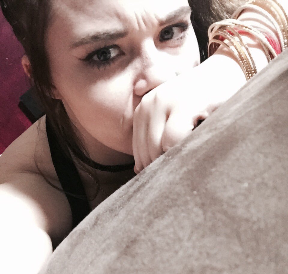 hellomemeMSP's tweet image. 2 sides of me