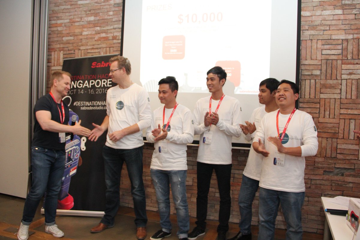 Sabre_APAC's tweet image. Congratulations to the winning teams of #DestinationHack Singapore! Check out who the winners were at : bit.ly/2ewCdrT