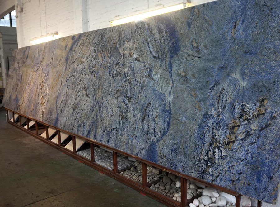 mglwuk's tweet photo. Have you seen our new #display at the #MGLW warehouse yet? Some beautiful new #BlueBahia #Granite on show #bookmatch #impressive https://t.co/JNkhBpmqNo
