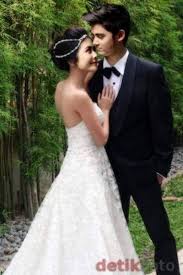 Syarifa80401702's tweet photo. KAMU adalah ketidak mungkinan yang selalu aku semogakan..amiiin @PrillyBie @alysyarief @Ali_Prilly_OFC1 https://t.co/L2iptY8aqi
