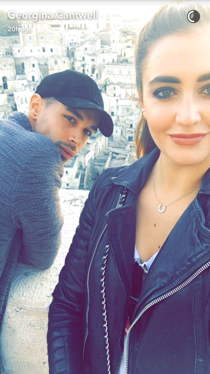 Jacksina_Army's tweet photo. Aw hope they are having fun @georgina_leighc @JacksonMBlyton #jacksina https://t.co/yDa9p3Mt96