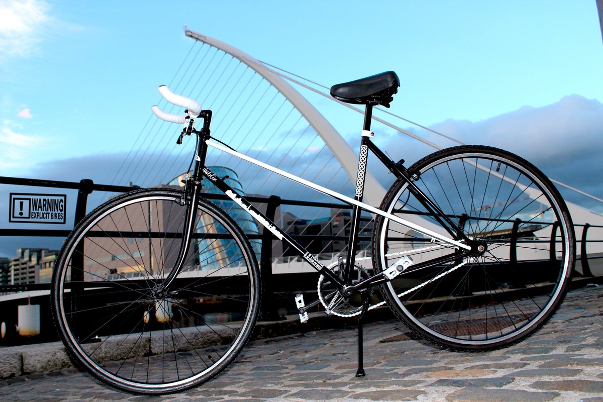 explicitbikes's tweet photo. AFTER #dublinskyline #bicycle #celtic #style #symbol #restoration #restored #bike #paintwork #explicitbikes https://t.co/komUZz6V9d