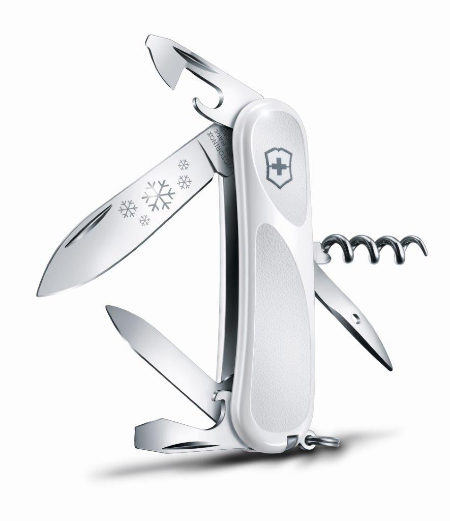 Perfect cadeau voor onder de kerstboom! De Evolution White Christmas 2016 van <a href="/Victorinox/">Victorinox</a>. victorinox.nl