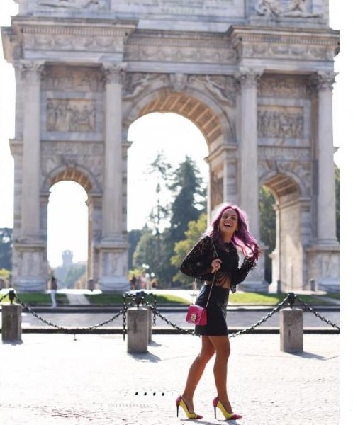 sergiolevantesi's tweet photo. @ElePetrella with decolette of @sergiolevantesi collection #madeinitaly #fashion #style #fashionshoes #fashionblogger #decolette https://t.co/lEANPyfywq