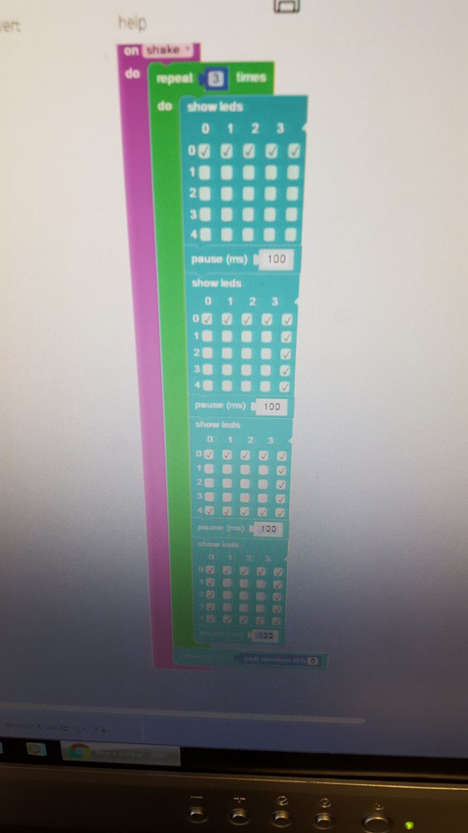 StAndrewsCoE's tweet image. Year 6 have been using micro:Bits for the first time today! #codeweek2016