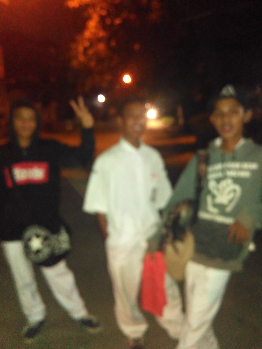 Buzter708_ tweet media