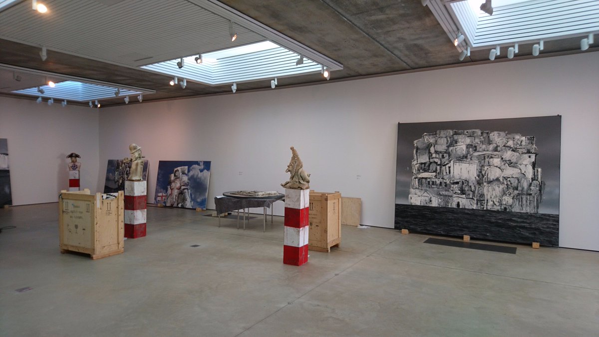 _art_on_sea's tweet photo. Today we say goodbye to our summer exhibition #HarveyInselaffe. Technicians are busy taking works off the wall and packing up sculptures. https://t.co/dLXtiB7v20