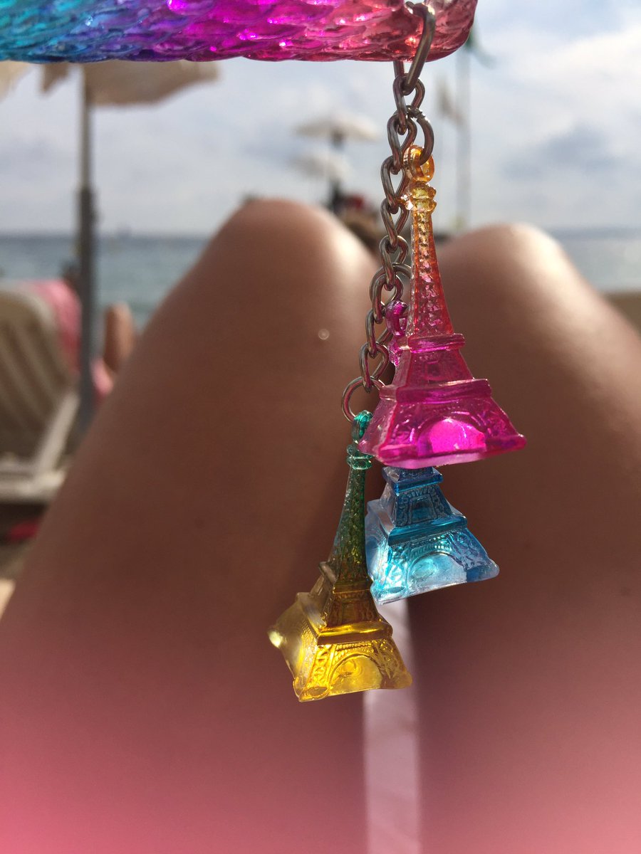 GaelleEmma's tweet image. Next Step 🔑PARIS 🔑

I am so excited to finally move 🎊🎊🎊 I Kiss you 💋 
#paris#parisienne#nextlevel#nextlifegoals#thebeginning 👏