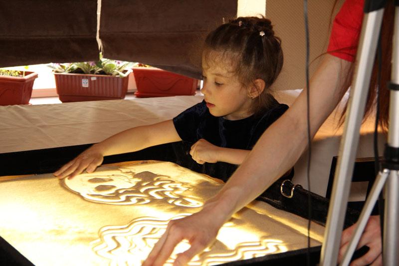 Мастер-классы по технике рисования Sand-Art. goo.gl/LQIpk1