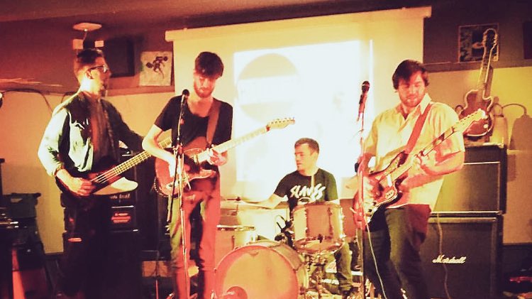 Highlight of last week's tour playing <a href="/thersbar/">The Royal Standard</a> in #sheffield tidy support &amp; great sound - cheers <a href="/adforperu/">Adam Follett</a> for the pic! #mondaymotivation