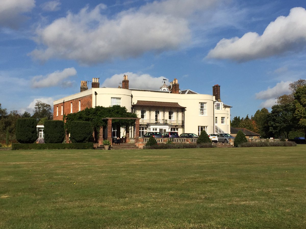 sawyers_church's tweet photo. A great venue for our staff inspirational today - praying in the grounds of Pilgrims Hall - we are blessed! https://t.co/AKAuUXY3xq