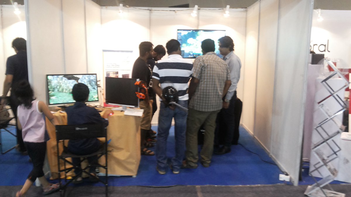 ViewPaker's tweet image. ViewPaker Gaming AIO PCs Demo @ India Gadgetz Expo 2016 -  KTPO - Whitefield.