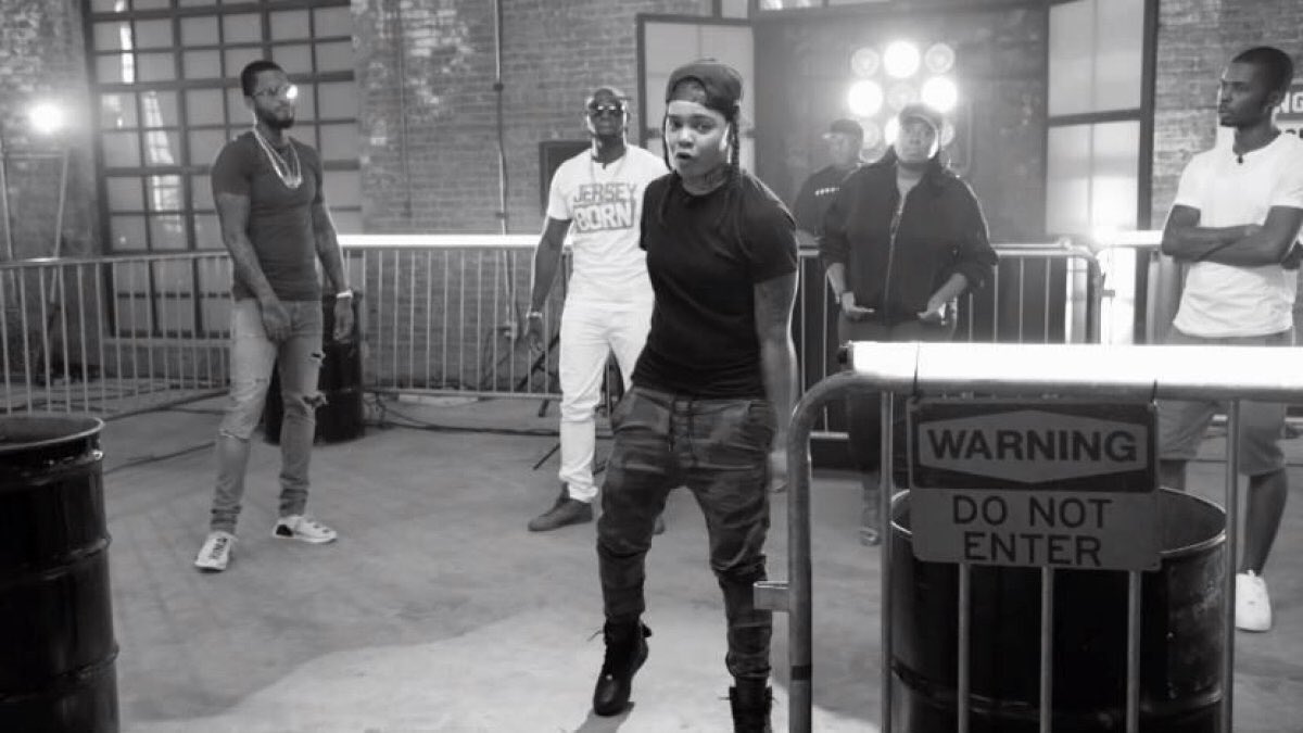 xxx_dop's tweet photo. .@DaveEast, @YoungMAMusic &amp; More Trade Bars On 2016 BET Cypher https://t.co/YpXnSmPNyx

#bigsos #hiphop https://t.co/LCQ4YeBXol