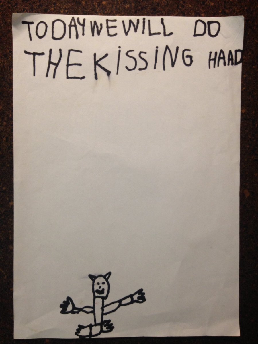 ethanmavrick's tweet photo. Today we will do the kissing. #kissingday https://t.co/pmFM8FZfaW