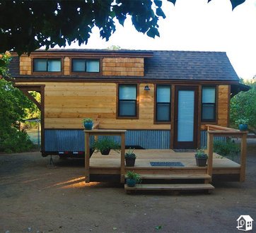 smkcbs10's tweet image. Enough binge-watching tiny house shows, time to rent your own! #homeaway  bit.ly/2dKAqj6 #TeamHomeAway