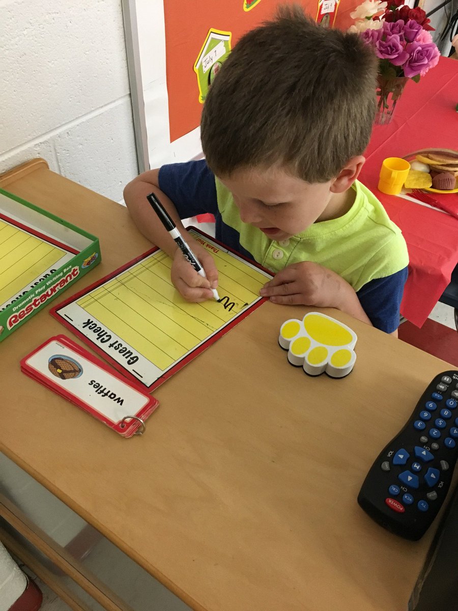 Tools_PreKTeach's tweet photo. #WritingMenu #Restaurant #ToolsoftheMind https://t.co/Ai3dlUB28Y