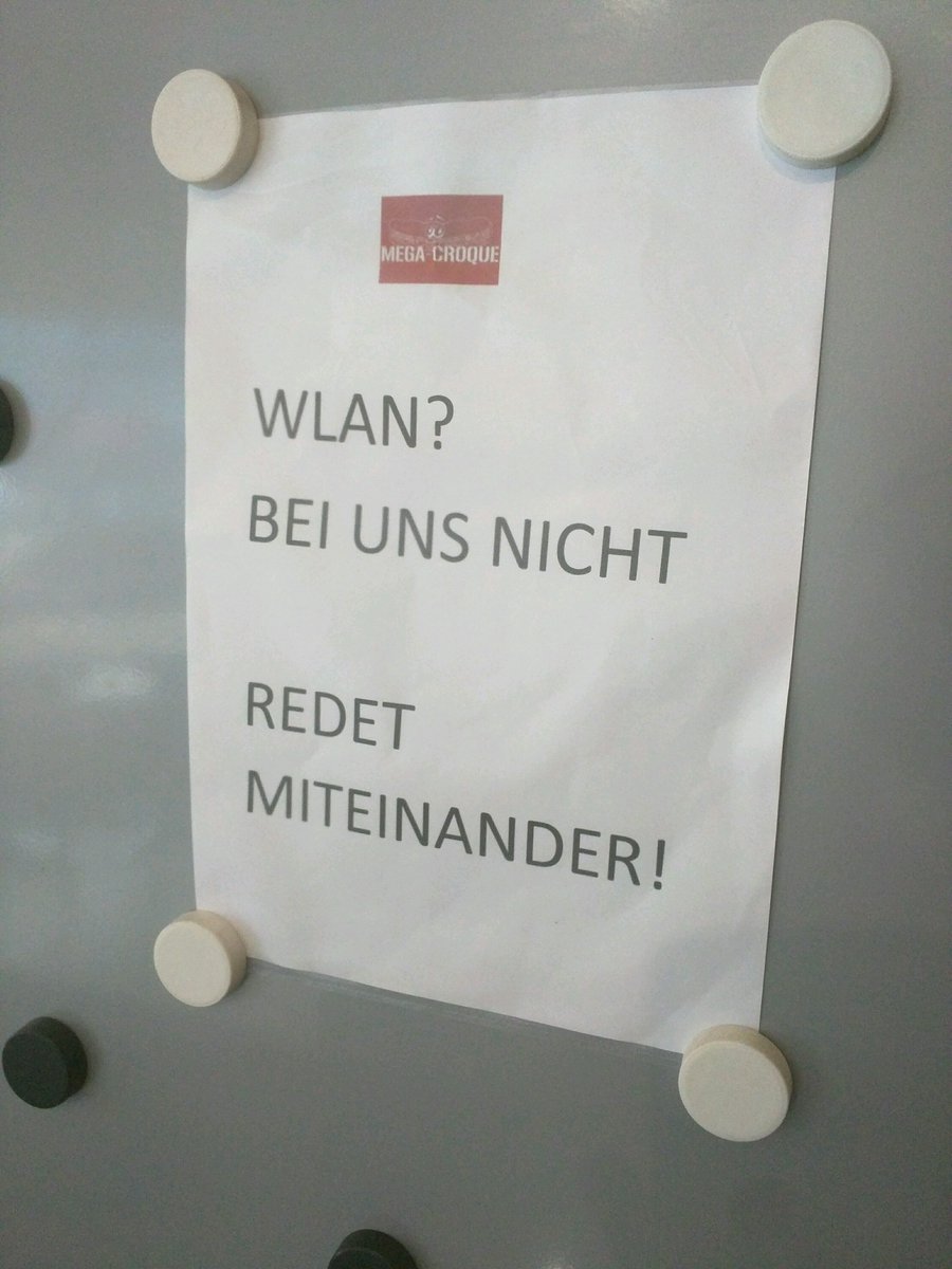 volkermampft's tweet image. Redet miteinander 🤗 (@ Mega Croque in Hamburg) swarmapp.com/c/iHMewiAW13b