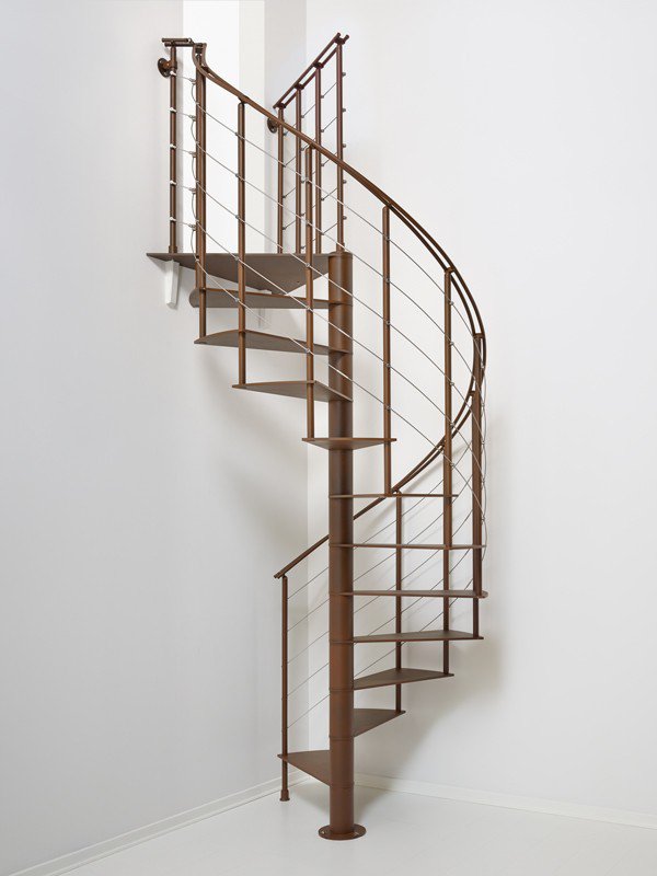 NIEUW! Deze #minimalistische #spiltrap in #corten, wit en grijs! Sjiekerdepiep!