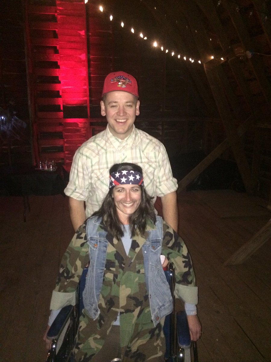 chrisbohlen's tweet photo. @bobandtom costume idea for @chickmcgee1 and @Kristileenews Forest and LT Dan https://t.co/fYoKudxXyQ