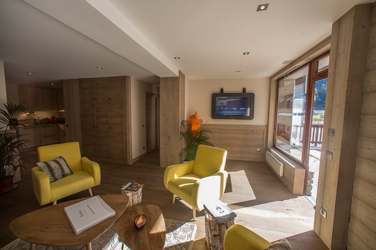A 2 pas du parc Olympique de <a href="/Meribel3vallees/">Méribel - Cœur des 3 vallées</a> venez découvrir notre superbe showroom #lhevana résidence #premium 5* #Investissement #Quali