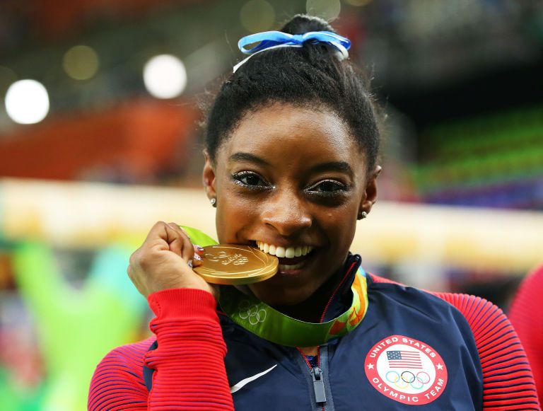 JasminsEdition's tweet image. Simone Biles Would Like You to Not Compare Her to Male Athletes bit.ly/2drmR8A