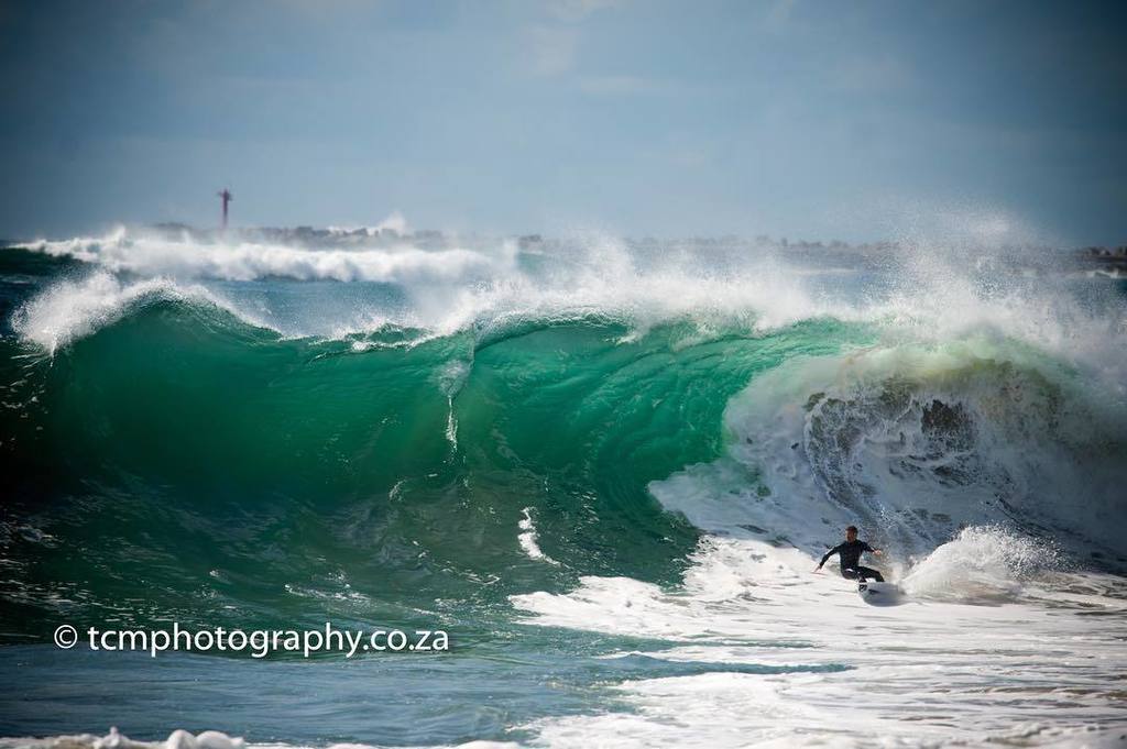 tcmphoto's tweet photo. #durdan fire again @frewbru have a couple of boms #surf #durbansurf #southafrica #nikon #d… https://t.co/bK6S1cAXtw https://t.co/uoEMYdnn7B
