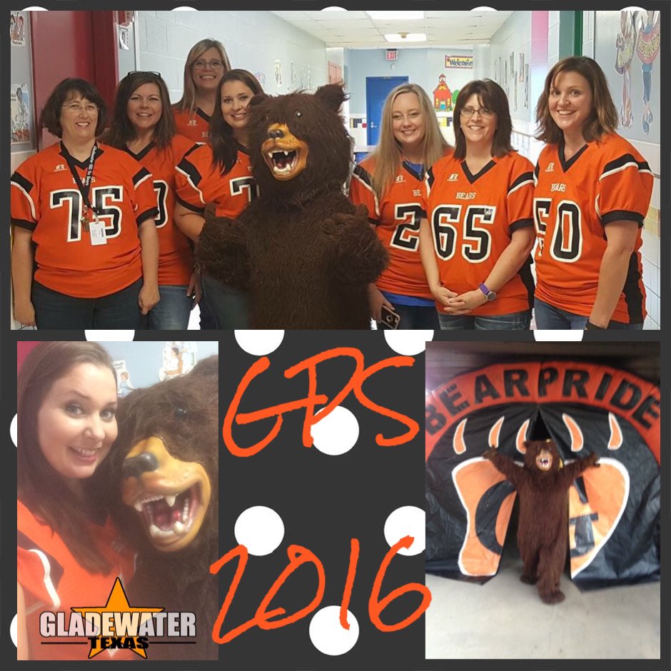 AlethaAnn's tweet photo. First Grade lineup! Blessed to have THE best coworkers ever at Gladewater Primary! @GladewaterISD #carneywasthebear #laughedwaytoohard #gps https://t.co/zcYvApPSh4