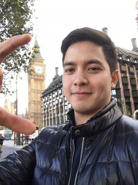Nashybeyb's tweet photo. The "mas malaki pa ano ko dito Meng diba?" selfie. HAHAHAHAHAHAHA @mainedcm @aldenrichards02 

#ALDUBExclusivelyYours #ALDUBxMEGA https://t.co/syy3oozWZQ