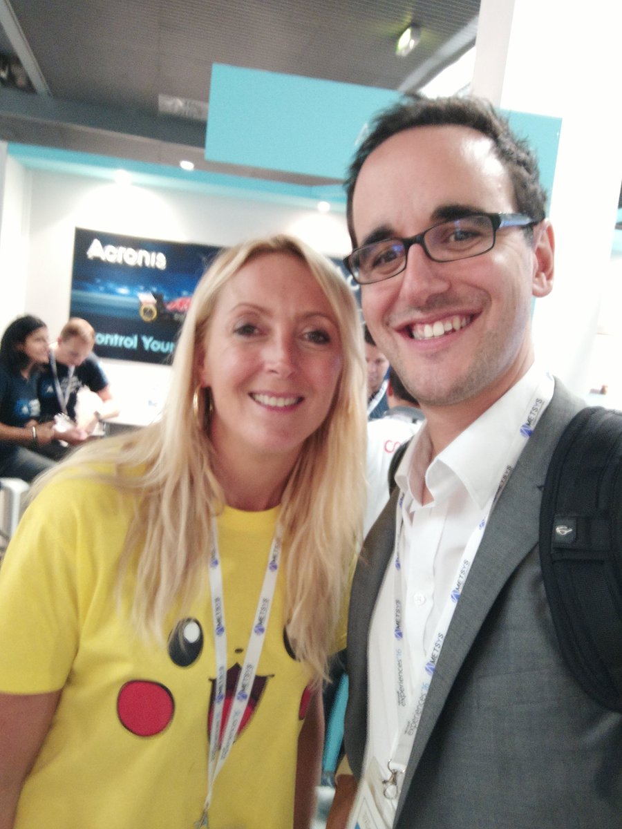 AntoineHalbout's tweet photo. @AXAFrance merci chers clients pour ces belles #Experiences  ;) https://t.co/8dmjAvT8Yq