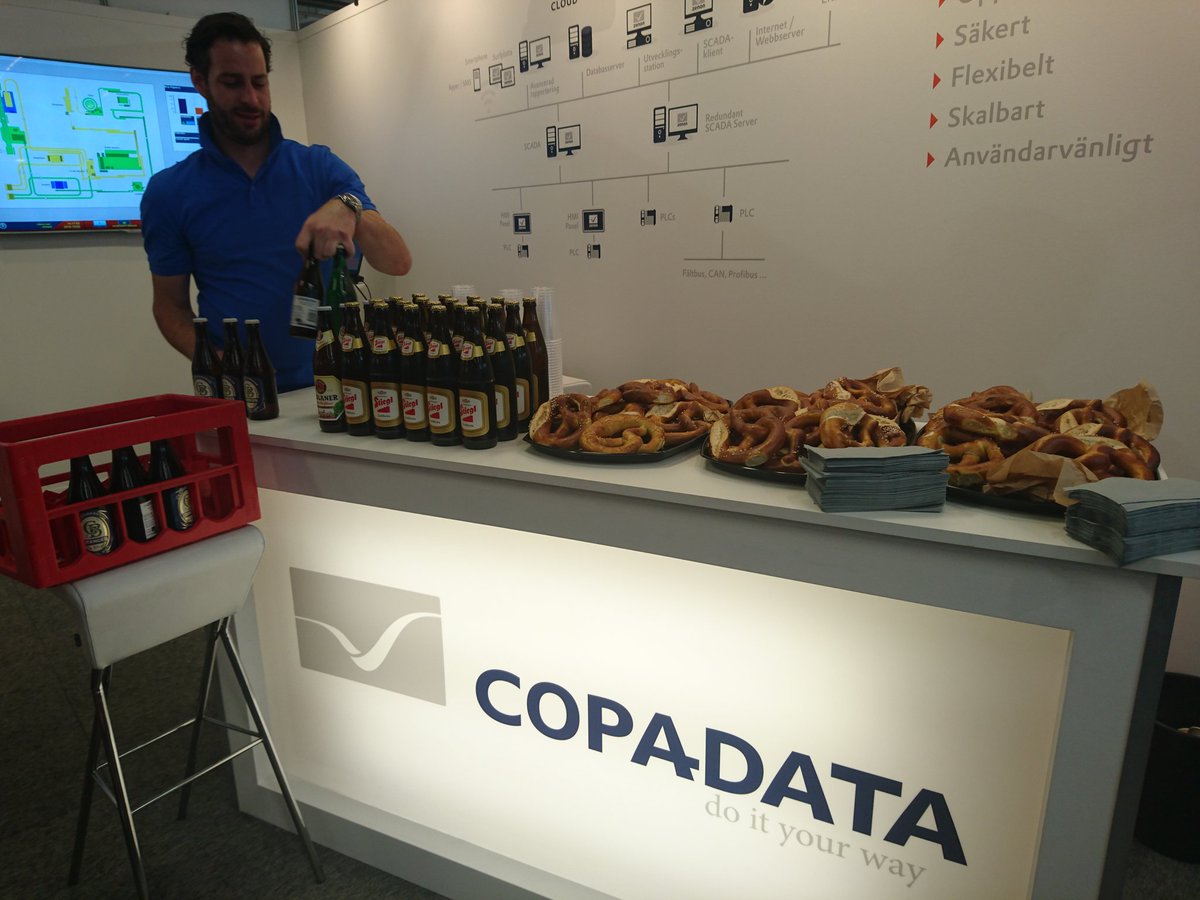 Lisette_lf's tweet photo. Vi laddar upp inför vår mini#oktoberfest kl 15:00-17:00 i monter B02:11. Välkomna #zenonrocks #COPADATA https://t.co/kf56dtq4L4