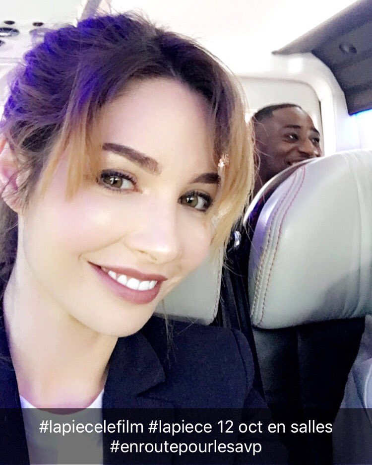 alixbenezech's tweet photo. Bonjour 💙 #lapiece #lapiecelefilm @SonyPicturesFr @Watibonline @tonio_life #avp #alixbenezech #toniolife https://t.co/ZBXlqhrBeI