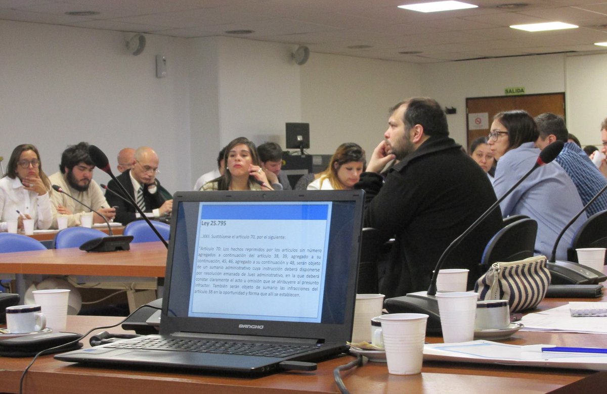 DeFerrariPrensa's tweet photo. Arrancó, con gran convocatoria, el nuevo curso presencial Técnica Legislativa del ICAP. Para+ info  hace click en https://t.co/xJjUi50bL7 … https://t.co/YGfAK4LREe