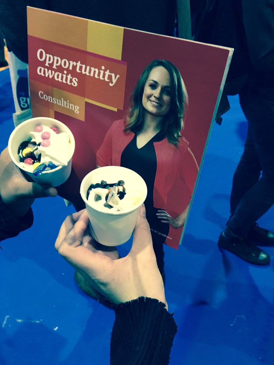 ashdoyle2's tweet photo. Sound PWC #pwcgrad17 https://t.co/66ZiZHzVA5