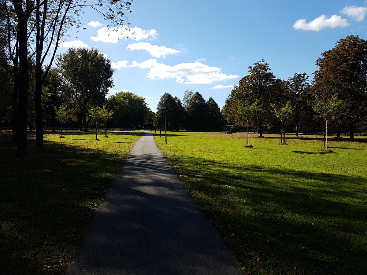 Prachtig  weer in matenpark Apeldoorn  #matenpark #apeldoorn <a href="/helgavanleur/">Helga van Leur ☀</a> <a href="/WilliamHuizinga/">William Huizinga</a> <a href="/onwukaa/">Amara Onwuka</a> <a href="/nicolienkroon/">nicolienkroon</a>