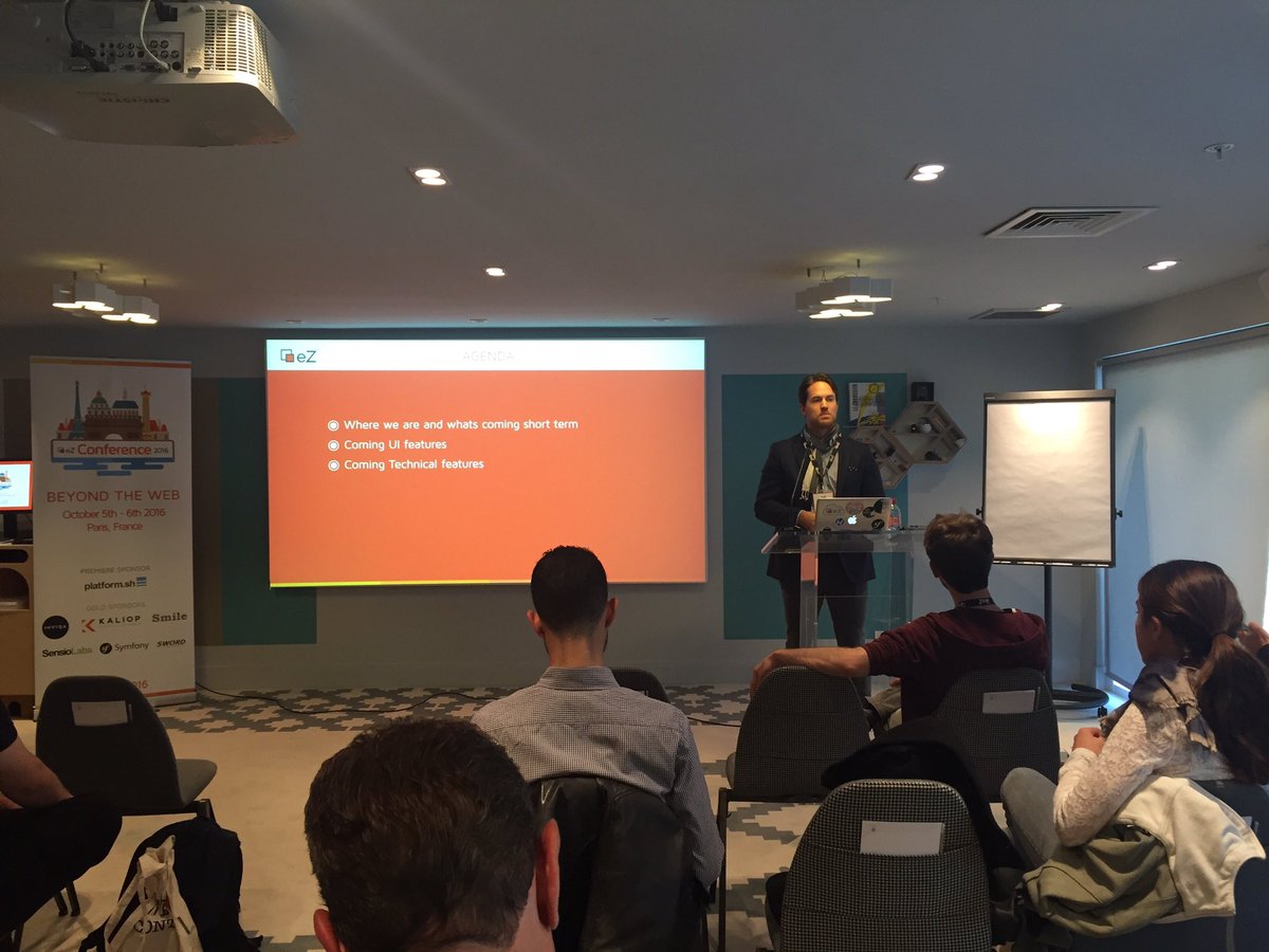 ivrdoljak's tweet photo. Current state / future of #ezplatform and #ezstudio by @andrerom #ezconf2016 https://t.co/6VWfjw2TyF