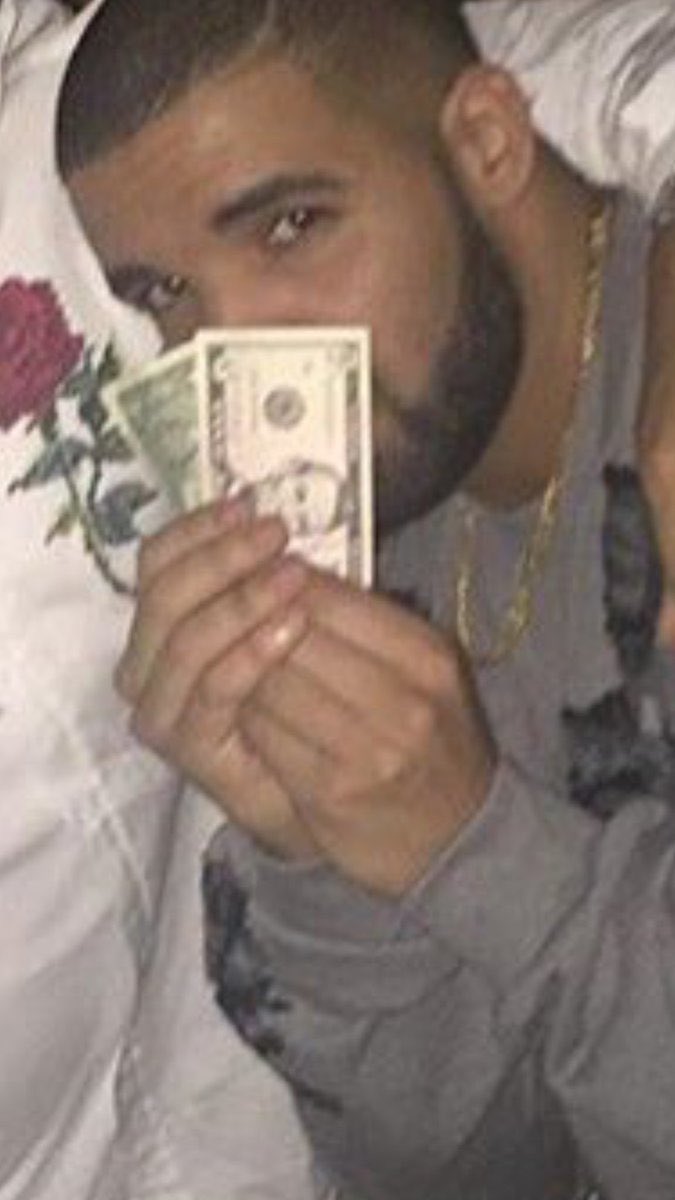 iadorewomen_'s tweet photo. When I'm broke but I go out anyways https://t.co/ldTHoAni72