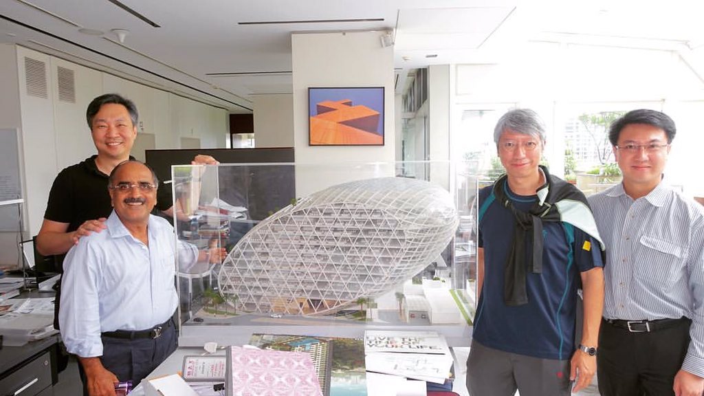 Cybertecture's tweet image. Together in front of model of our #CybertectureEgg project is our most ambitious office building to date designed by #JamesLawCybertecture