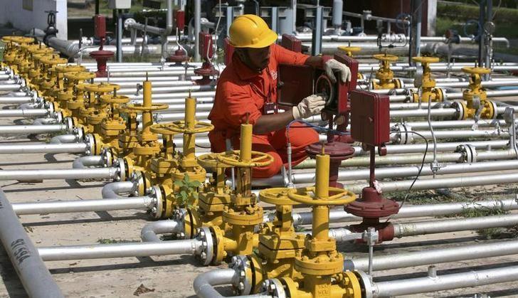 ICESKenya's tweet photo. Government Clears ONGC’s Extra 11 Percent Stake Buy in Russia’s Vankor Fields https://t.co/qHurPJkbAT https://t.co/L5UGZIny3D