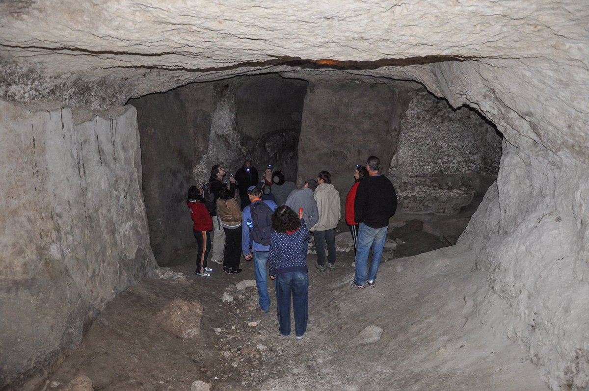 go2Carl's tweet photo. 57,600 gal #Solomonic? #Cistern at #BethShemesh (Israel) — Home of Samson  14 High Resolution Images https://t.co/DTuVajPGMn https://t.co/BAo3Pe9bj6