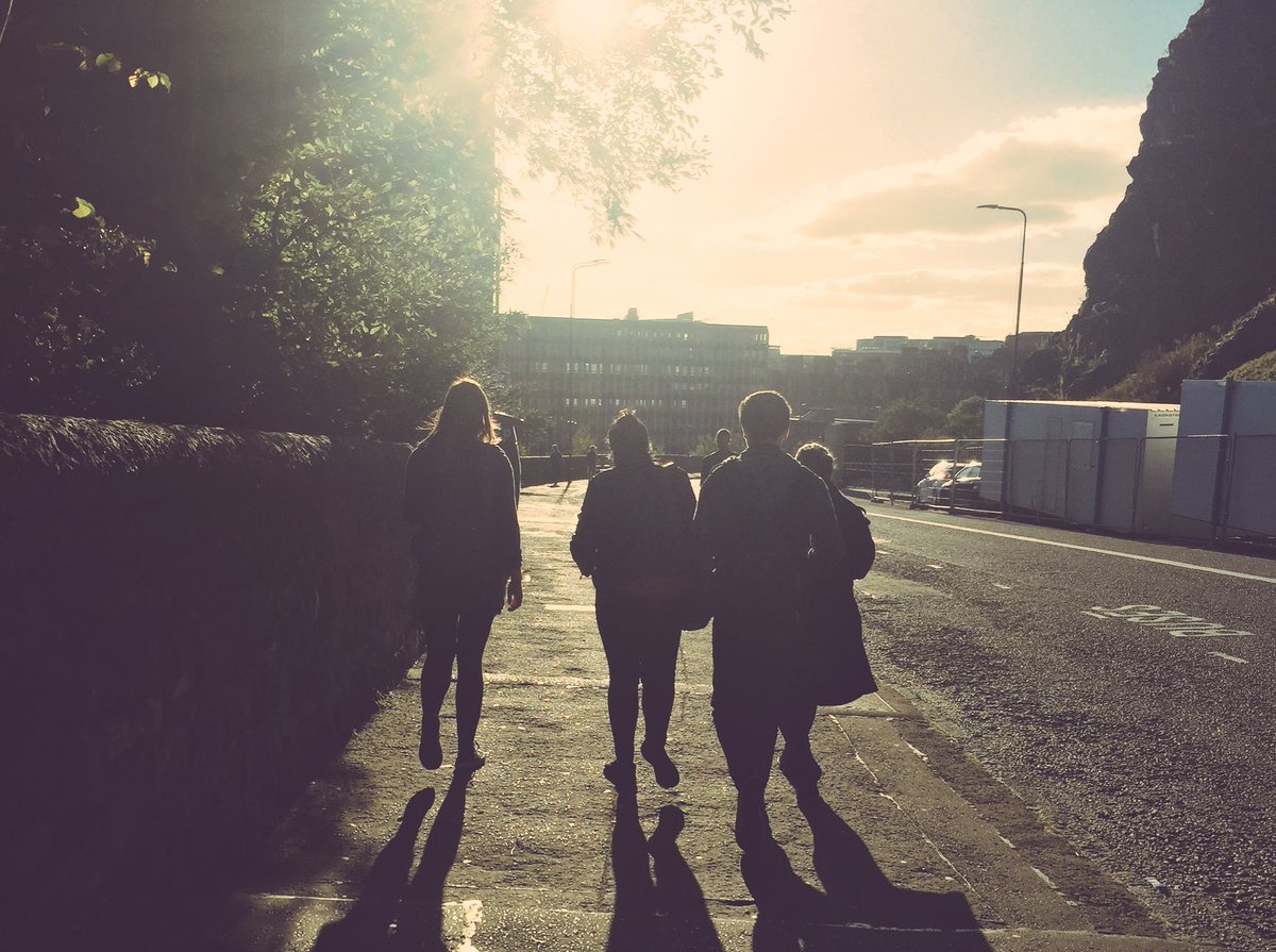 enucccgreen's tweet photo. Walking into the sunset to try and make it to our last challenge in time #teamgreen #enuccc @ArtsEdNapier @EdinburghNapier https://t.co/n3ffVDAkYA