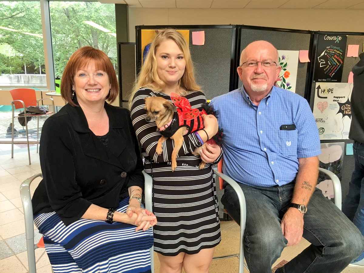 Courtney Burgoyne (deja_do_me) Twitter