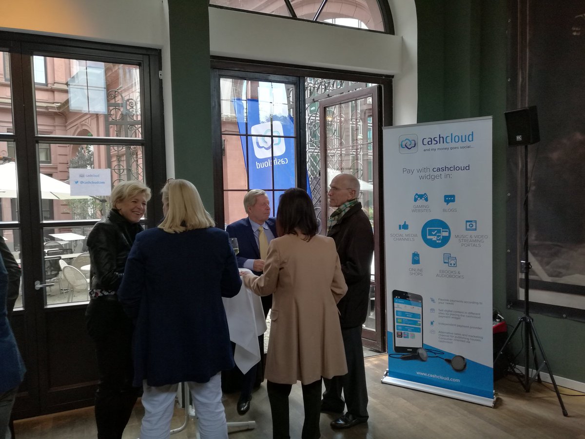 jochenbiederm's tweet photo. @cashcloudcom 3.0 launch event tonight with delicious wine at Herr Franz.  #FinTech #Frankfurt https://t.co/T4Ylf9Lq9m