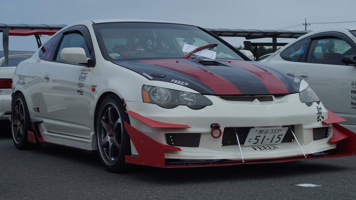 O Xrhsths まーりゃん Sto Twitter オフテグラ で個人的に好きだったdc5は りょーたさんのdc5とゆうさんのdc5ですかね 前期の後期風社外ヘッドライト好きです あと二台ともアイラインがいいですね 僕がつけてるアイラインはこの前洗車中に割れたのでそろそろ