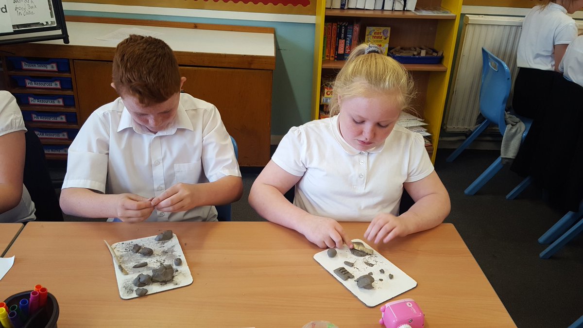 AnnickPS's tweet photo. P7 are making Terracotta Warriors from clay! #chinatopic #messyfun https://t.co/vJLdC9JRYo