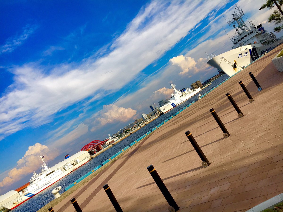 PL47tama's tweet photo. #PL08 #巡視船とさ
#PL73 #巡視船きい
#PM27 #巡視船よしの

《サイズ感ある巡視船に初めて囲まれた感動は凄まじかった》

#G7神戸保健大臣会合
#神戸港新港第1突堤 にて☻ https://t.co/xisaRuCLku