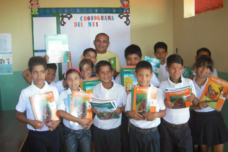 #20MillonesDeLibros la educación es la herramienta más grande para liberarnos de las cadenas del capitalismo